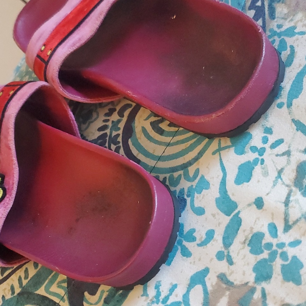 Authentic Prada sandals - Picture 5 of 9